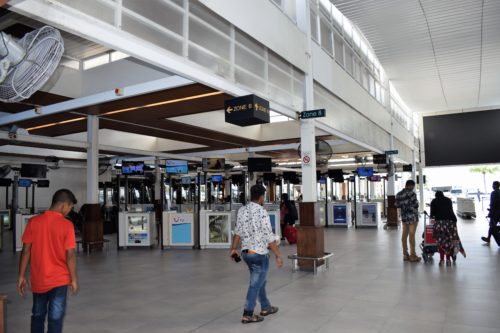 Male Airport_Resort counters